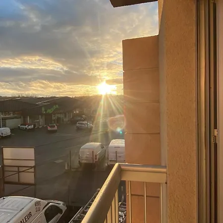 Apartment Le Loft Ruthenois - Parking, Lit Xl Et Wifi